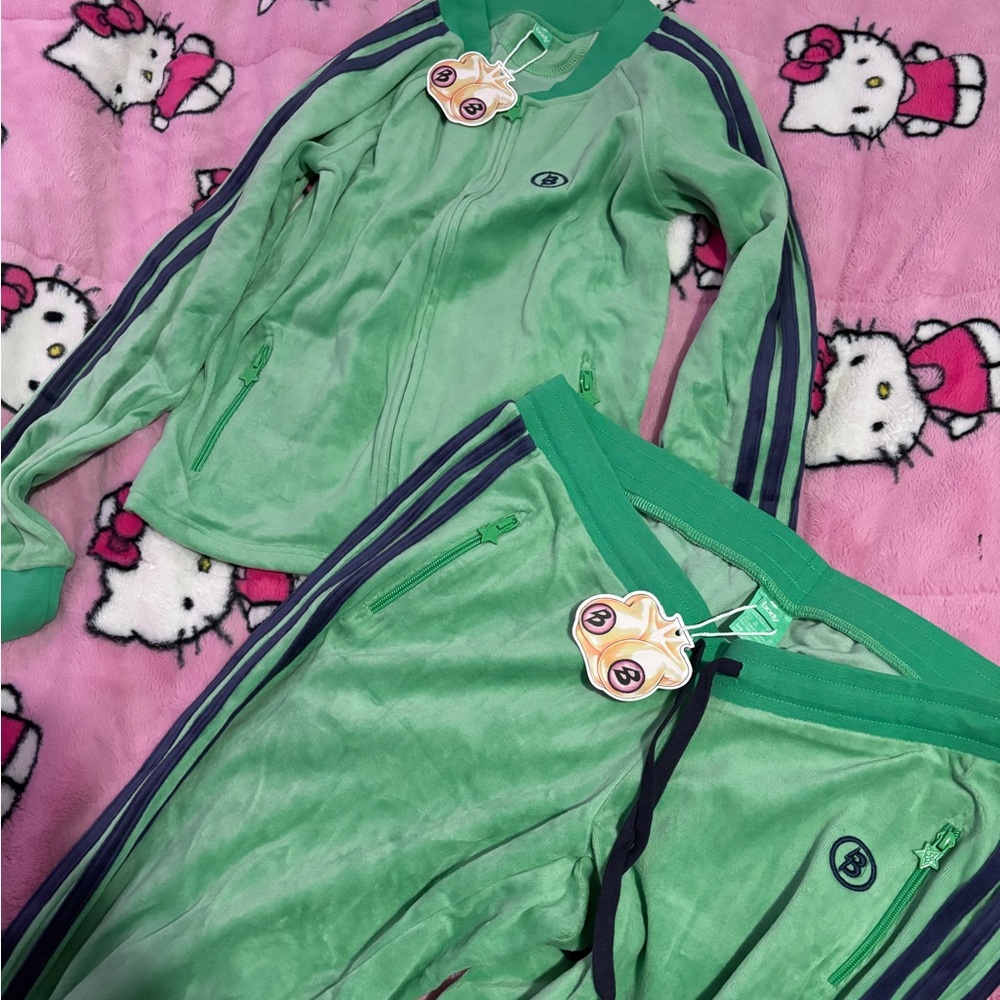 BODYBYRAVEN velour set green & blue
